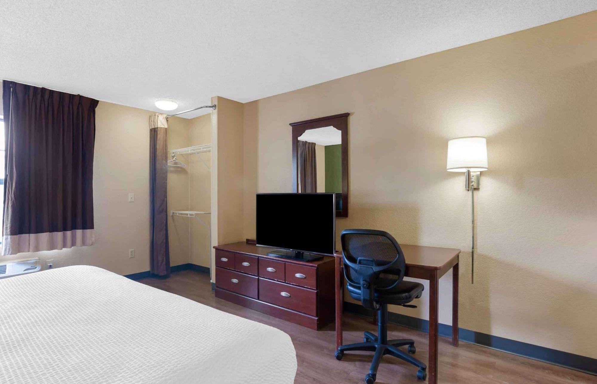 Extended Stay America Suites - Meadowlands - Ист-Рутерфорд Экстерьер фото